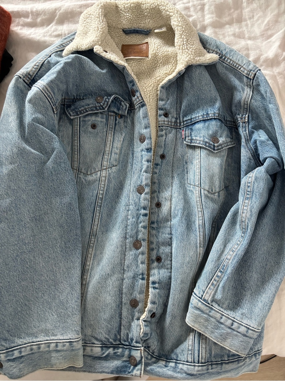 Levi’s Premium Sherpa Lined Trucker Jacket Size S